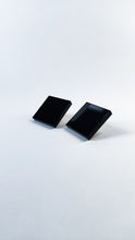 Load image into Gallery viewer, Black square earring