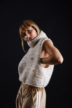 Load image into Gallery viewer, Crochet vest in beige