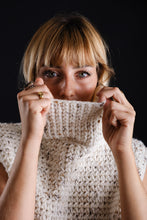 Load image into Gallery viewer, Crochet vest in beige