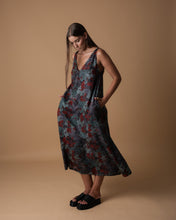 Load image into Gallery viewer, Printed stripped dress