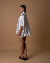 Load image into Gallery viewer, White tunic shirt