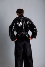 Load image into Gallery viewer, Reglan cutted Vinyl jacket