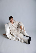 Load image into Gallery viewer, Button stripped velvet pants