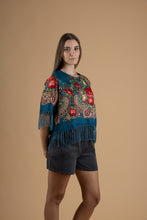 Load image into Gallery viewer, Portuguese scarf f-shirt in 3 colors