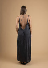 Load image into Gallery viewer, Slip dress V back
