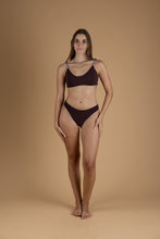 Load image into Gallery viewer, Reversible bikini in lilac and brown