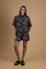 Load image into Gallery viewer, Flower shirt