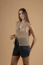 Load image into Gallery viewer, Crochet vest
