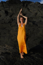 Load image into Gallery viewer, Orange wide dress