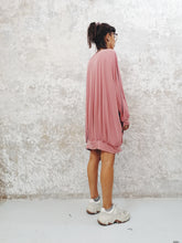 Load image into Gallery viewer, Pleated hoodie dress