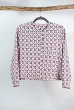 Load image into Gallery viewer, Round neck blouse