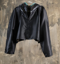 Load image into Gallery viewer, Short waterproof coat