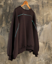 Load image into Gallery viewer, Cropped sweater