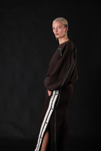 Load image into Gallery viewer, Cropped sweater