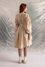 Load image into Gallery viewer, All pleated trenchcoat