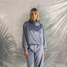 Load image into Gallery viewer, Grey/ blue velvet sweater