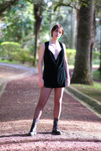 Load image into Gallery viewer, Short dark green dress