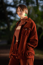 Load image into Gallery viewer, 90s Denim cut velvet Jacket