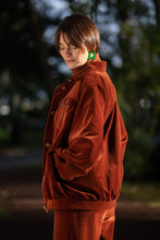 Load image into Gallery viewer, 90s Denim cut velvet Jacket