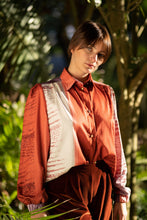 Load image into Gallery viewer, Printed pleated shirt