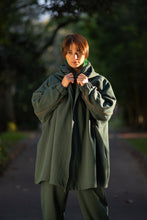 Load image into Gallery viewer, Jersey green flowy coat