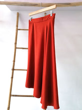 Load image into Gallery viewer, Classy skirt
