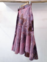 Load image into Gallery viewer, Classic printed skirt