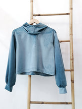 Load image into Gallery viewer, Grey/ blue velvet sweater