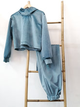 Load image into Gallery viewer, Grey/ blue velvet sweater
