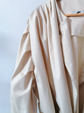 Load image into Gallery viewer, All pleated trenchcoat