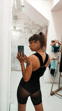 Load image into Gallery viewer, Body in a lycra and velvet