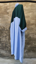 Load image into Gallery viewer, Oversized shirt dress in blue