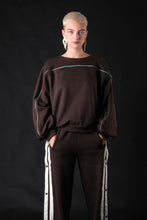 Load image into Gallery viewer, Cropped sweater