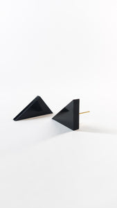 Black S triangle