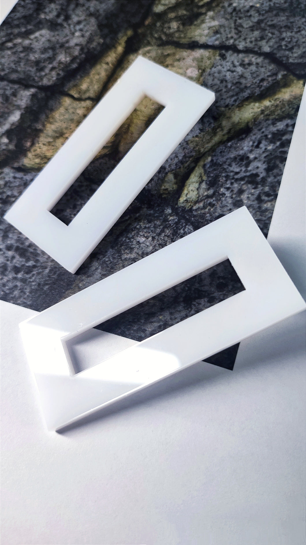 Cutted large rectangular WHITE