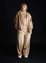 Load image into Gallery viewer, Big bomber in Velvet
