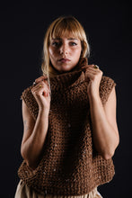 Load image into Gallery viewer, Crochet vest in brown

