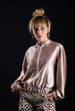 Load image into Gallery viewer, Bomber jacket in gold
