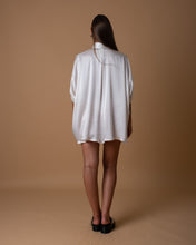 Load image into Gallery viewer, White tunic shirt
