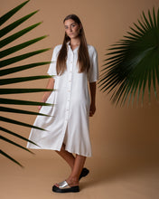 Load image into Gallery viewer, Viscose white long dress shirt
