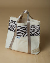 Load image into Gallery viewer, Beach bag
