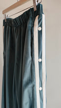 Load image into Gallery viewer, Button stripped velvet pants
