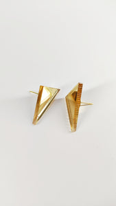 Mini triangle in gold