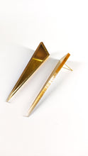 Load image into Gallery viewer, Vertice in gold

