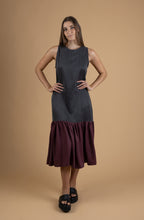 Load image into Gallery viewer, 2 tones dress with ruffled skirt
