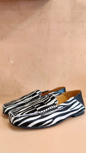 Zebra loafer