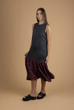 Load image into Gallery viewer, 2 tones dress with ruffled skirt
