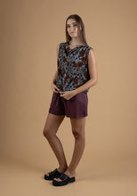 Load image into Gallery viewer, Dropped blouse
