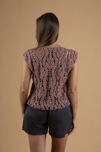Load image into Gallery viewer, Crochet blouse flower
