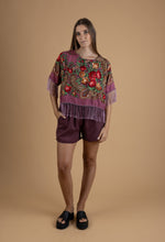 Load image into Gallery viewer, Portuguese scarf f-shirt in 3 colors
